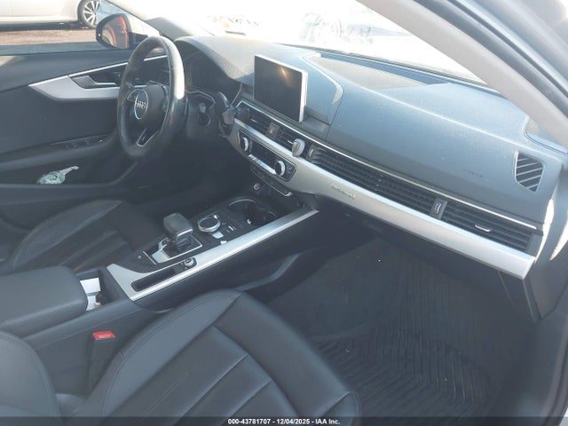 2018 AUDI A4 WAUENAF47JN012364 Photo 4