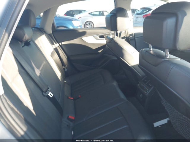 2018 AUDI A4 WAUENAF47JN012364 Photo 7