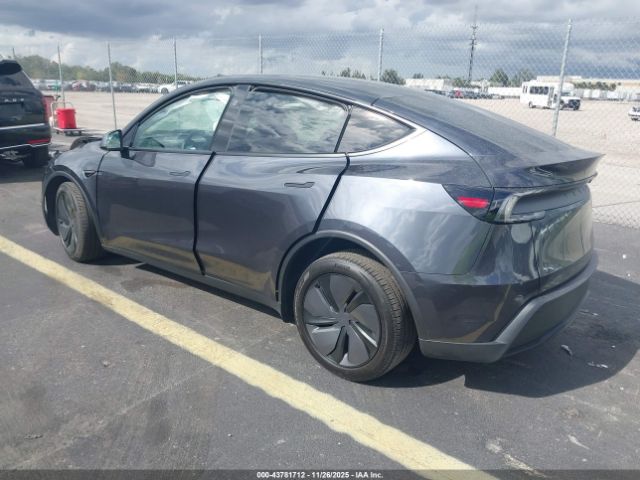 2026 TESLA MODEL Y 7SAYGDEE7TA393964 Photo 2