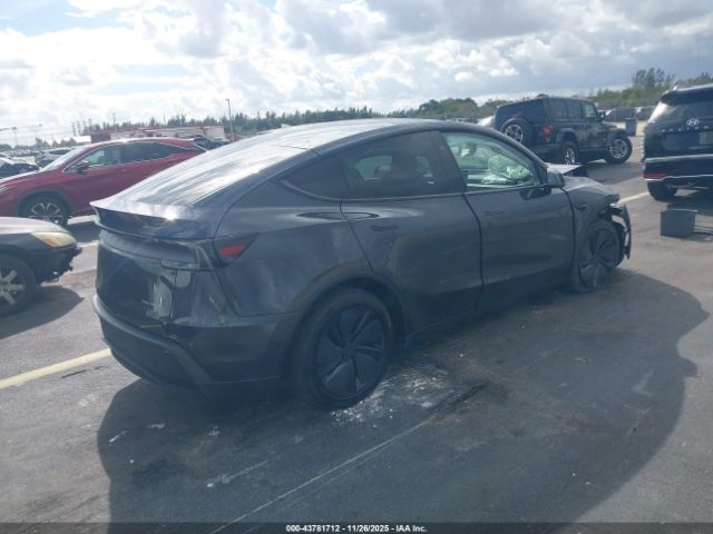 2026 TESLA MODEL Y 7SAYGDEE7TA393964 Photo 3