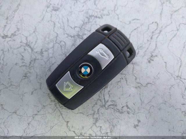 2010 Bmw 135i მანქანა იყიდება აუქციონზე, vin: WBAUC7C52AVK96116, აუქციონის ნომერი: 43781719