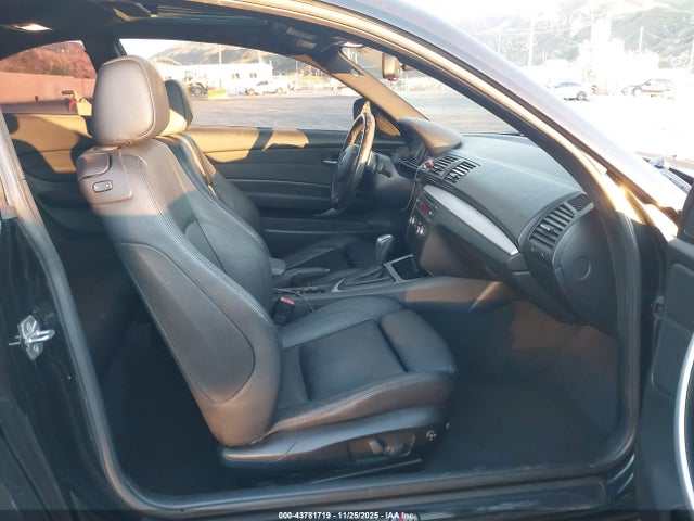 2010 Bmw 135i მანქანა იყიდება აუქციონზე, vin: WBAUC7C52AVK96116, აუქციონის ნომერი: 43781719