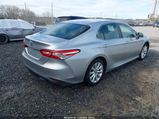 4T1B11HK1JU512180 Toyota CAMRY LE