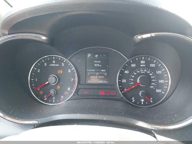 Aukcja sprzedaży 2017 Kia Forte Lx, vin: 3KPFL4A76HE039585, numer aukcji: 43781759