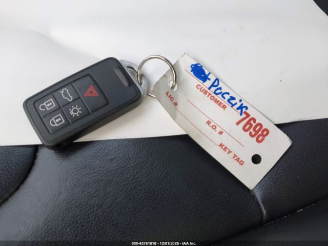 2016 VOLVO XC60 YV449MRK3G2904648 Photo 10