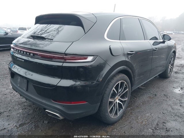 2024 PORSCHE CAYENNE WP1AA2AY7RDA01345 Photo 3