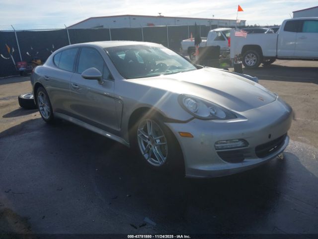 2012 PORSCHE PANAMERA WP0AA2A73CL019685