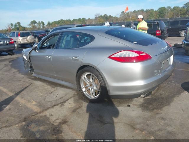 2012 PORSCHE PANAMERA WP0AA2A73CL019685 Photo 2