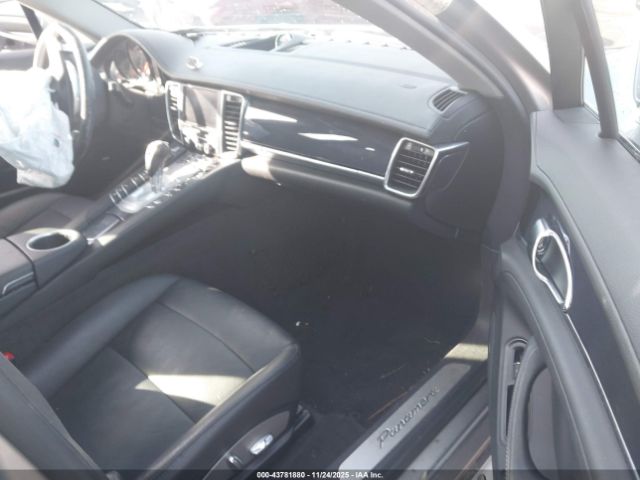 2012 PORSCHE PANAMERA WP0AA2A73CL019685 Photo 4