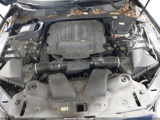 2011 JAGUAR XJ SAJWA2GB7BLV09743 Photo 9