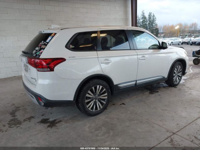 2019 MITSUBISHI OUTLANDER JA4AD3A37KZ055749 Photo 3