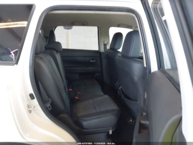 2019 MITSUBISHI OUTLANDER JA4AD3A37KZ055749 Photo 7