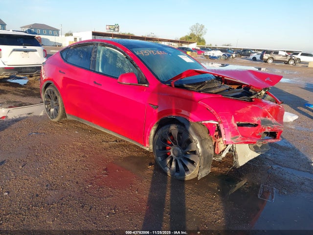 2023 TESLA MODEL Y 7SAYGDEF8PF703069 Photo 0