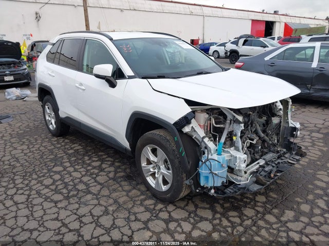 Toyota Rav4 Xle 2020 2T3W1RFV5LC053423 main image