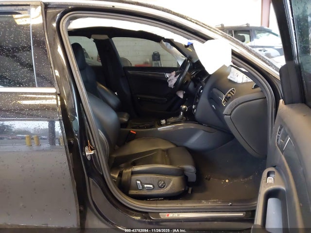 2013 AUDI S4 WAUBGAFLXDA130876 Photo 4