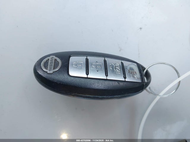 3N1AB7AP0HY347691 Nissan SENTRA SV
