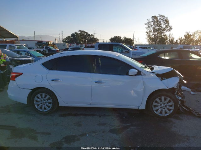3N1AB7AP0HY347691 Nissan SENTRA SV