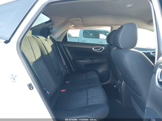 3N1AB7AP0HY347691 Nissan SENTRA SV