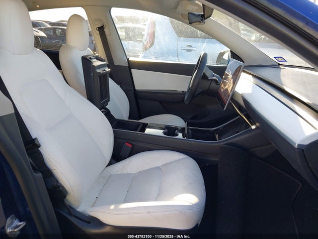 2021 TESLA MODEL Y 5YJYGDEE9MF089827 Photo 4