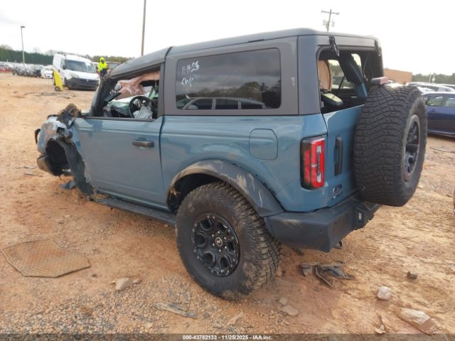 2022 FORD BRONCO 1FMDE5CP3NLA87984 Photo 2