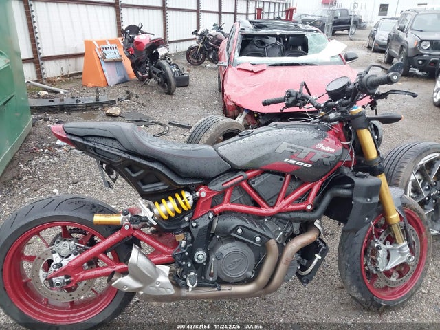 56KRZR222R3015041 INDIAN MOTORCYCLE CO. Ftr R Carbon
