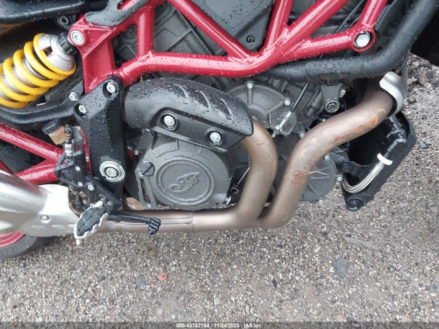 56KRZR222R3015041 INDIAN MOTORCYCLE CO. Ftr R Carbon