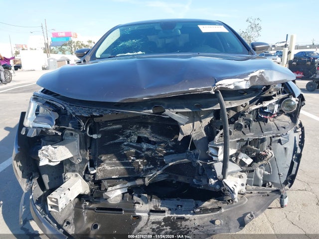Продаж на аукціоні авто 2015 Chrysler 200 Lx, vin: 1C3CCCFB5FN624357, номер лоту: 43782189
