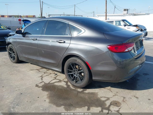 Продаж на аукціоні авто 2015 Chrysler 200 Lx, vin: 1C3CCCFB5FN624357, номер лоту: 43782189