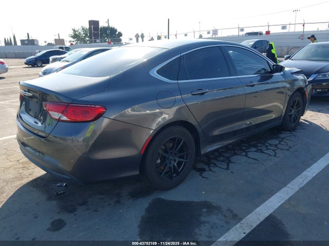 Продаж на аукціоні авто 2015 Chrysler 200 Lx, vin: 1C3CCCFB5FN624357, номер лоту: 43782189