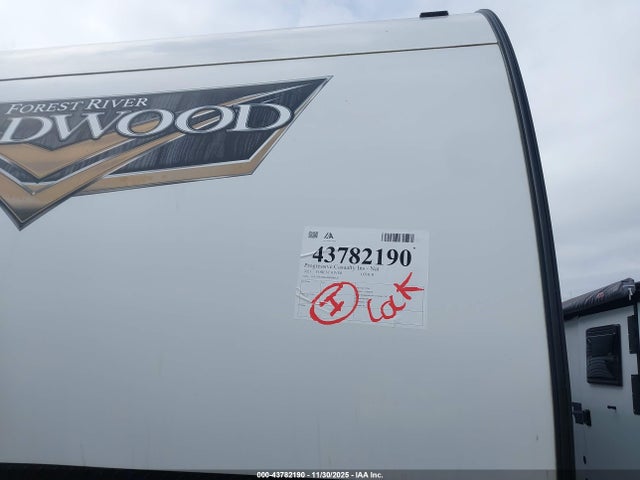 4X4TWDM26M8808420 Forest River Wildwood 36vbds
