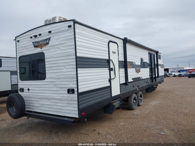 4X4TWDM26M8808420 Forest River Wildwood 36vbds