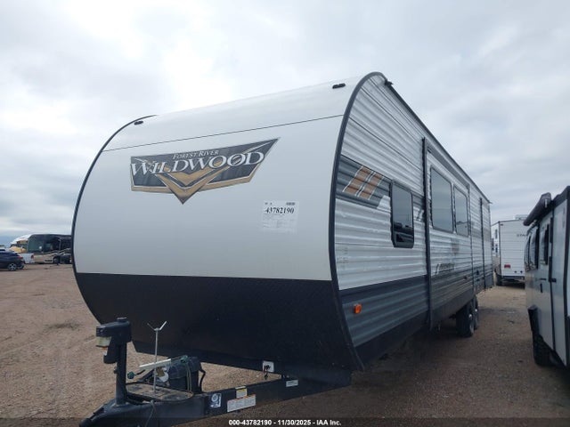 4X4TWDM26M8808420 Forest River Wildwood 36vbds