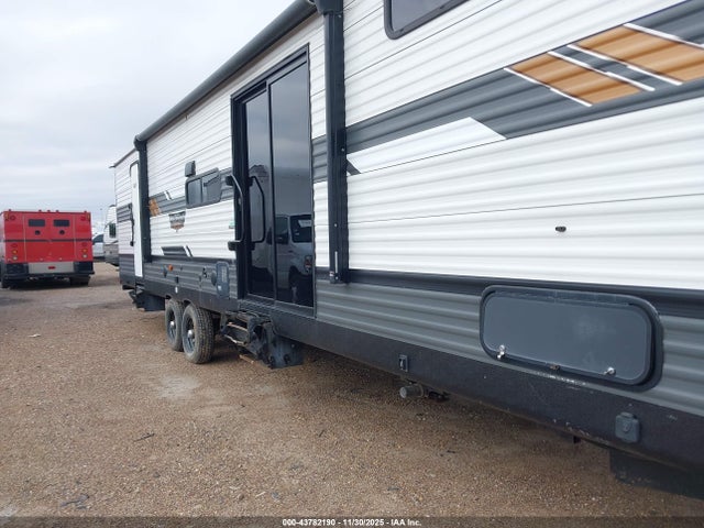4X4TWDM26M8808420 Forest River Wildwood 36vbds