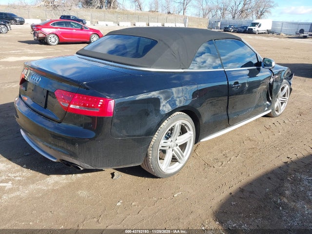 2012 AUDI S5 WAUVGAFH8CN007805 Photo 3