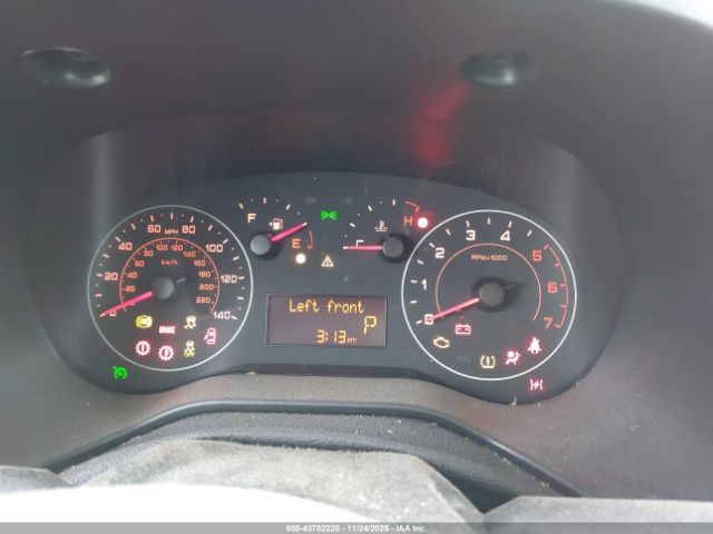 2019 RAM PROMASTER CITY ZFBHRFAB1K6N78669 Photo 6