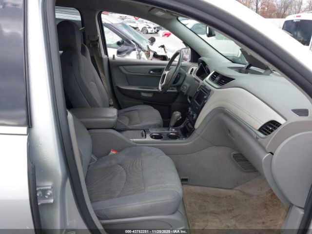 2014 CHEVROLET TRAVERSE 1GNKRHKD2EJ121683 Photo 4
