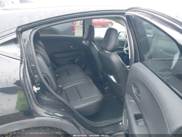 2022 HONDA HR-V 3CZRU5H77NM702731 Photo 7