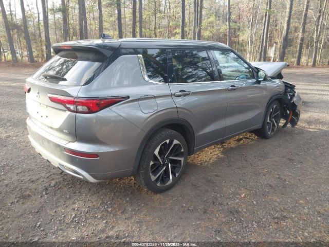2024 MITSUBISHI OUTLANDER JA4J4WA86RZ046323 Photo 3