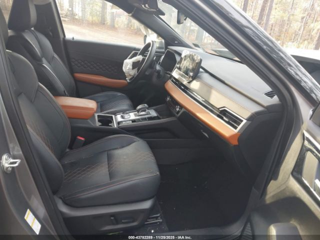 2024 MITSUBISHI OUTLANDER JA4J4WA86RZ046323 Photo 4