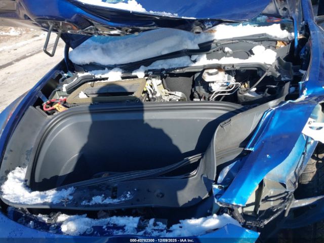 2021 TESLA MODEL Y 5YJYGDEE1MF199559 Photo 9