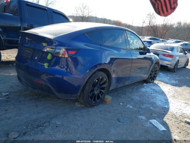 2021 TESLA MODEL Y 5YJYGDEE1MF199559 Photo 3