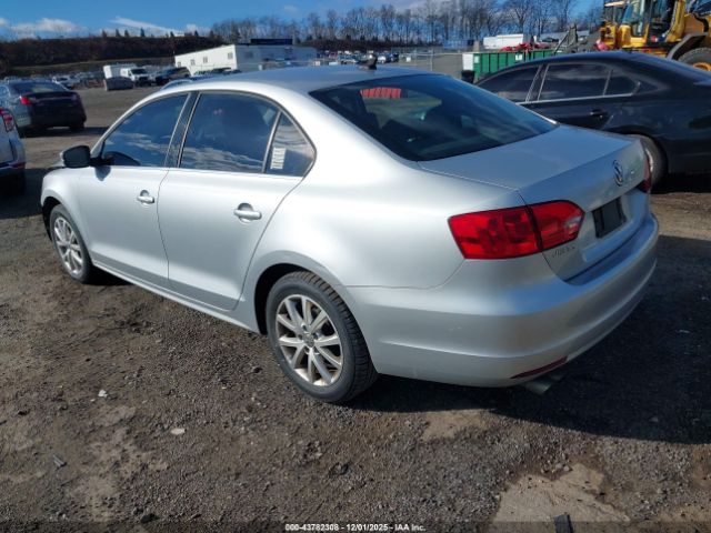 2014 VOLKSWAGEN JETTA 3VWD17AJ2EM421217 Photo 2