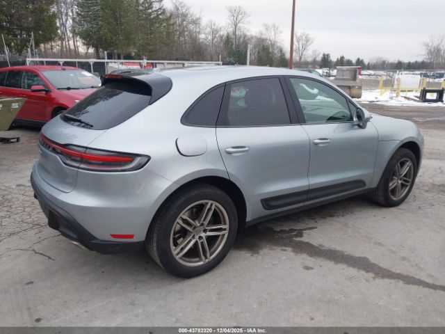 2023 PORSCHE MACAN WP1AA2A58PLB07022 Photo 3