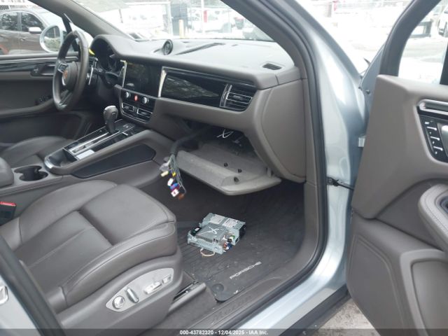 2023 PORSCHE MACAN WP1AA2A58PLB07022 Photo 4