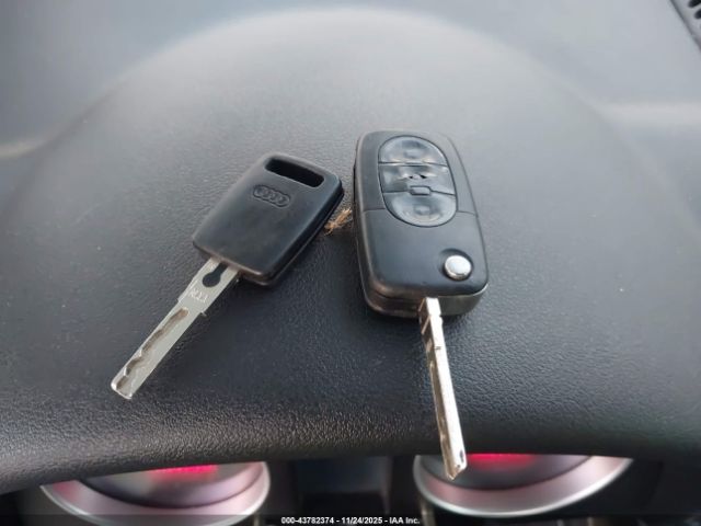 2004 AUDI TT TRUTC28N741002298 Photo 10