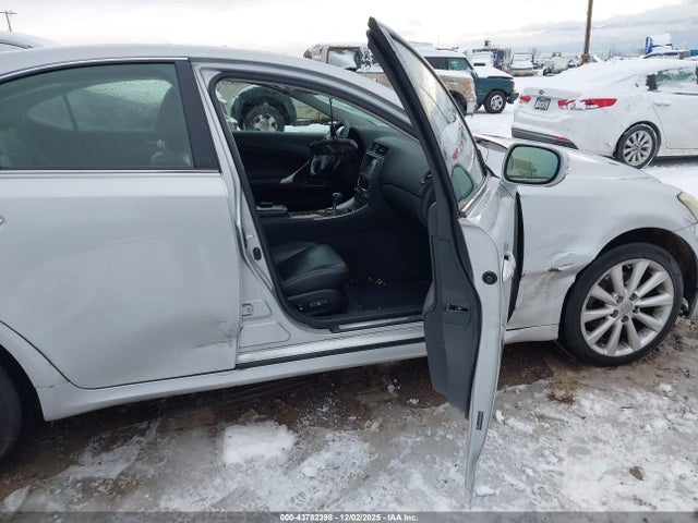 Продажа на аукционе авто 2010 Lexus Is 250, vin: JTHCF5C28A5042652, номер лота: 43782398