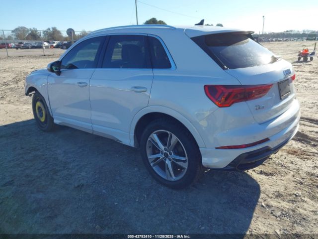 2022 AUDI Q3 WA1DECF32N1024530 Photo 2