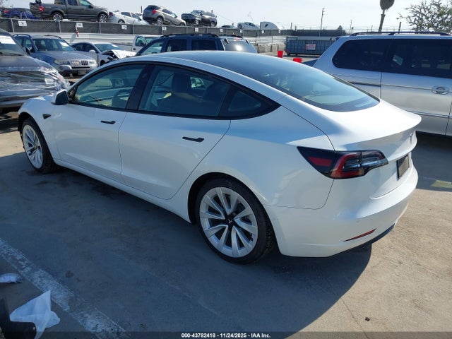 2022 TESLA MODEL 3 5YJ3E1EB5NF145591 Photo 2