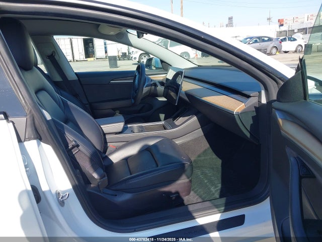 2022 TESLA MODEL 3 5YJ3E1EB5NF145591 Photo 4