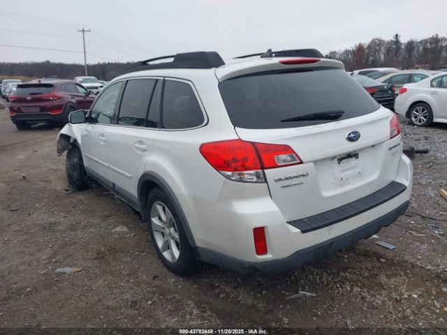 2014 SUBARU OUTBACK 4S4BRBCC2E3224971 Photo 2